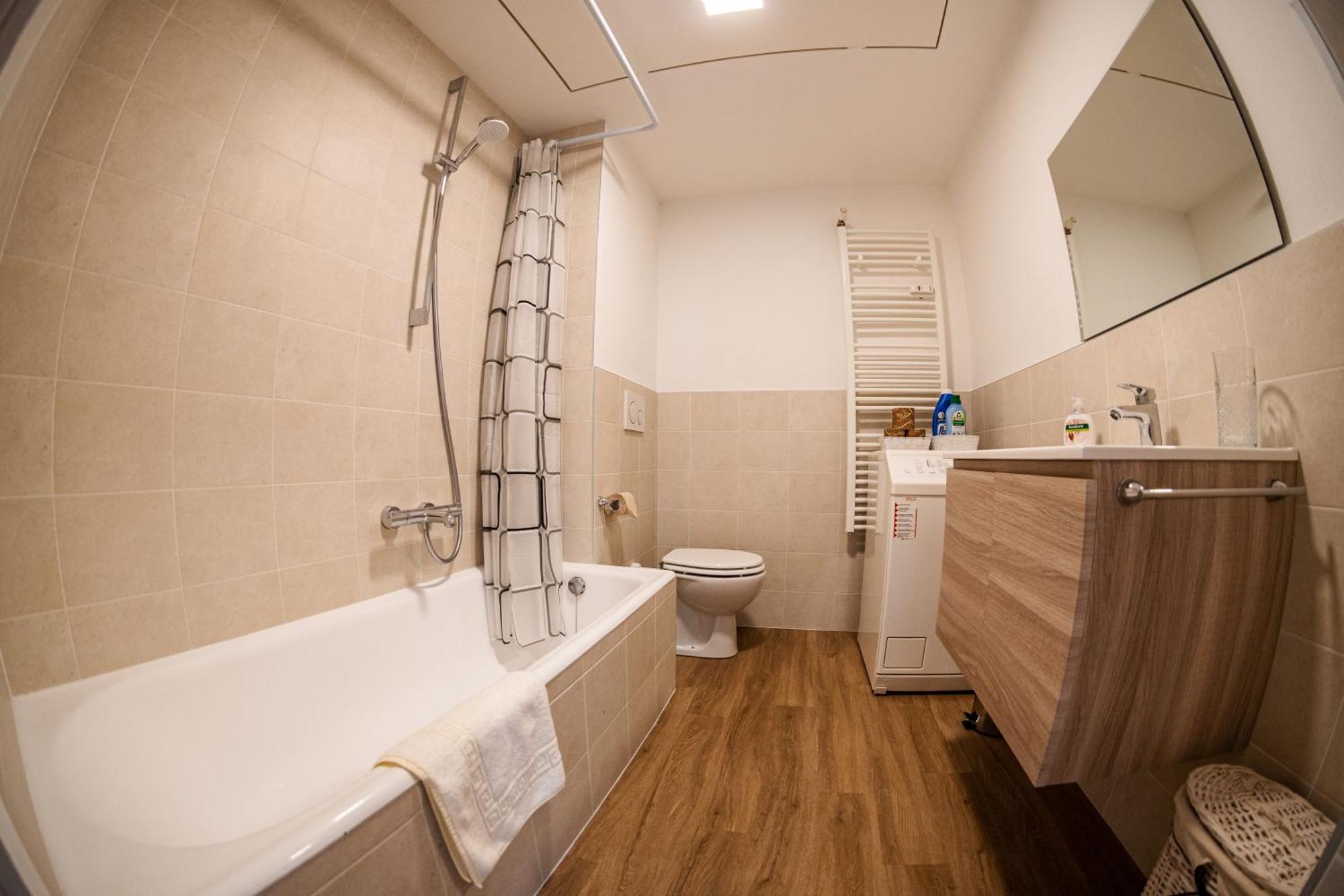 Flow Winkel Apartment Meran